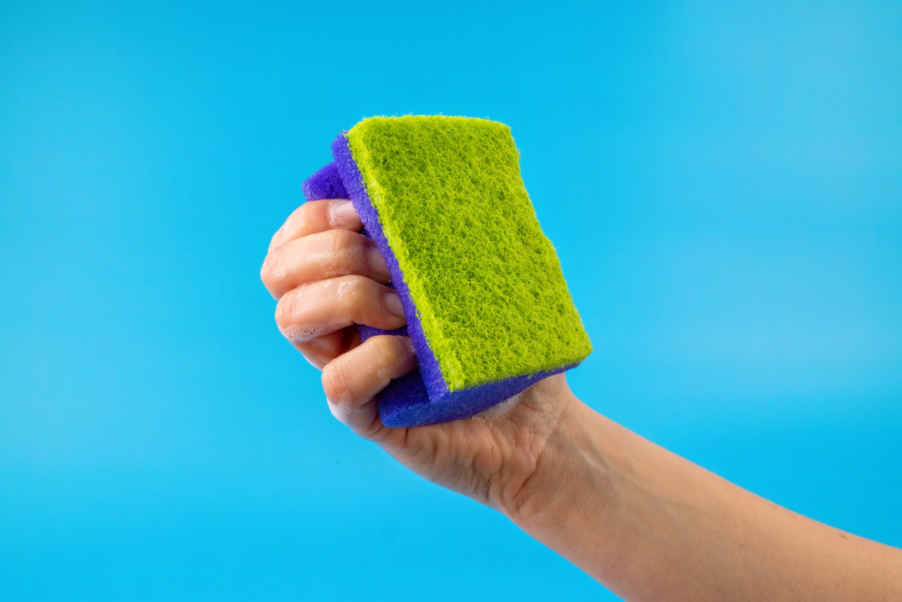 Bureți moi pentru mâini delicate. Aruncă o privire asupra filozofiei noastre de design pentru buretele moale și asupra planurilor noastre de a menține calitatea manichiurii tale